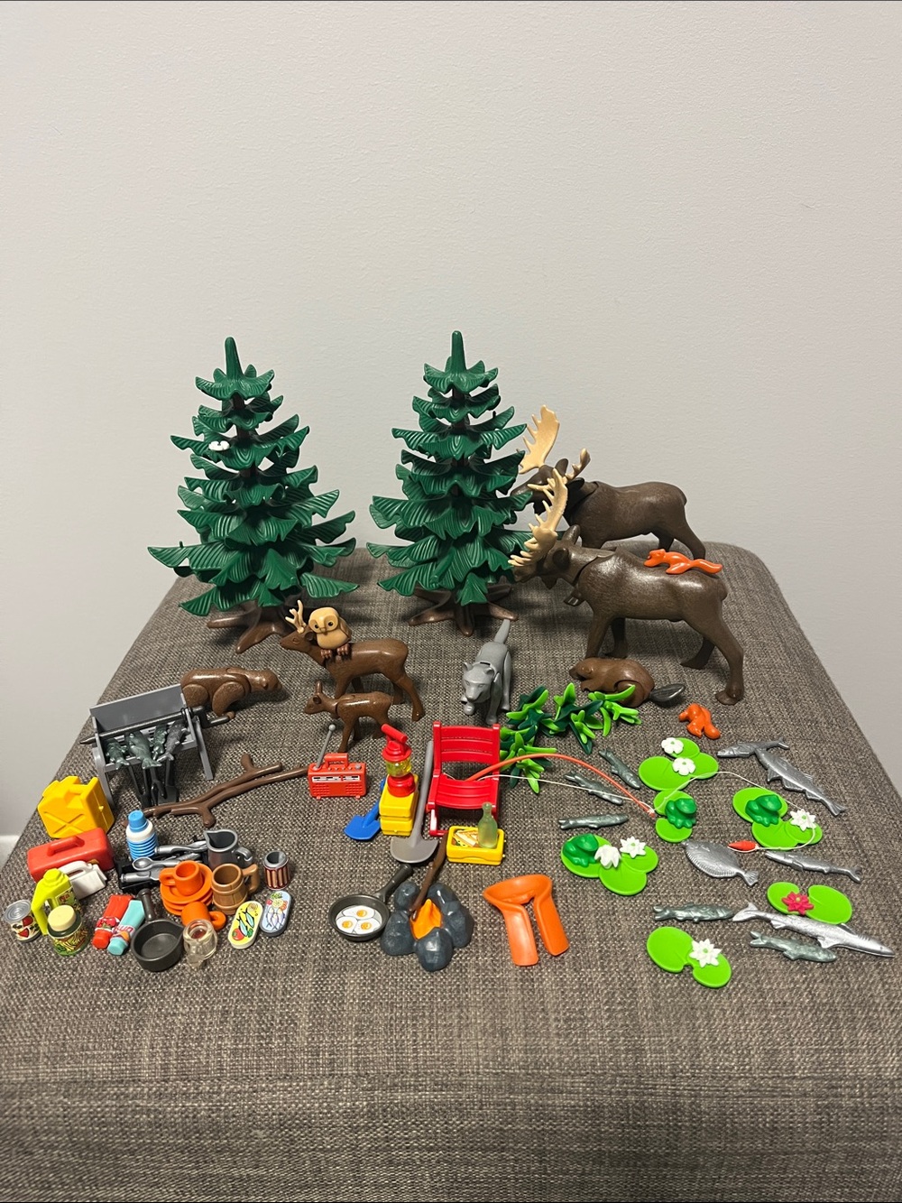 Playmobil Forest Camp & Wildlife